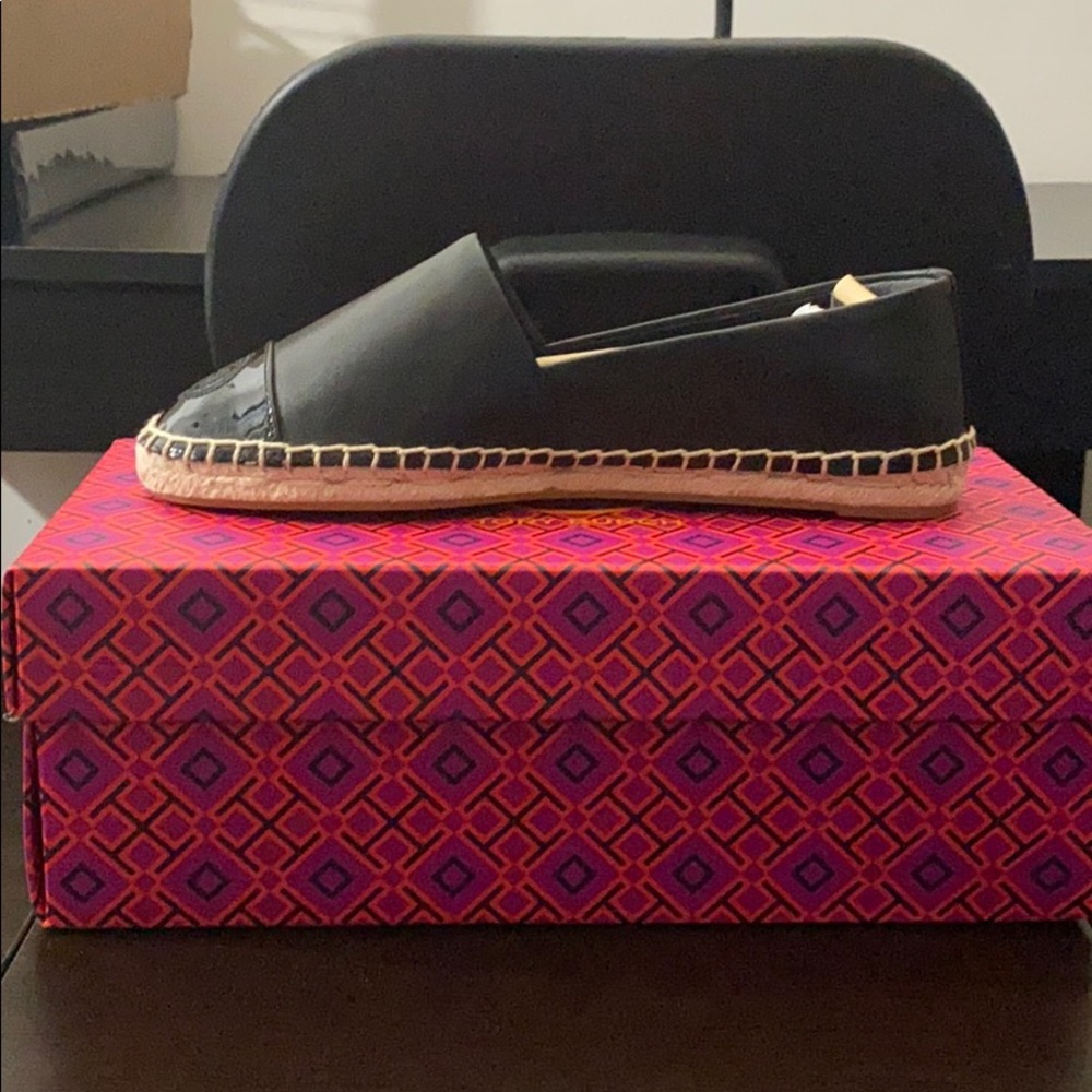 ** BRAND NEW ** Tory Burch Nappa Espadrille